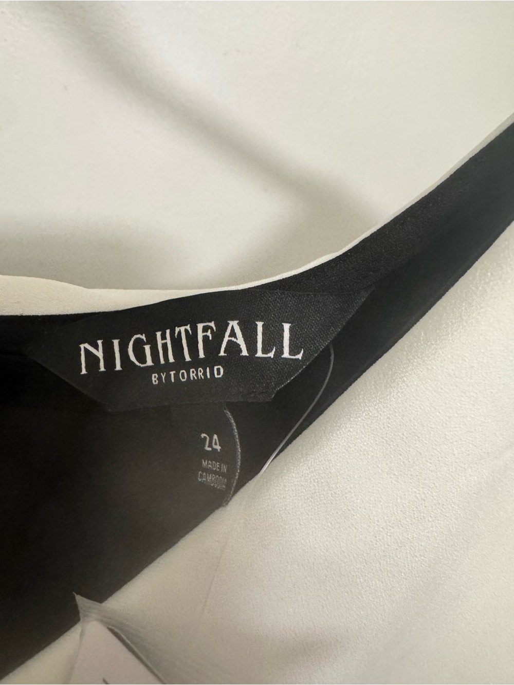 torrid Nightfall Collared Mini Dress - Picture 5 of 8